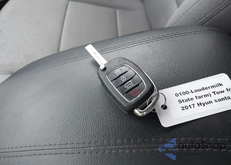 2017 Hyundai Santa Fe Sport 2.4L z USA, uszkodzony, nr VIN 5NMZUDLB5HH028162